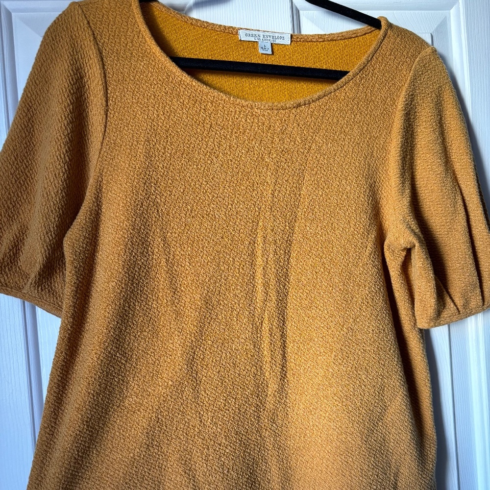 Gold/Mustard Puff Short Sleeve Top!